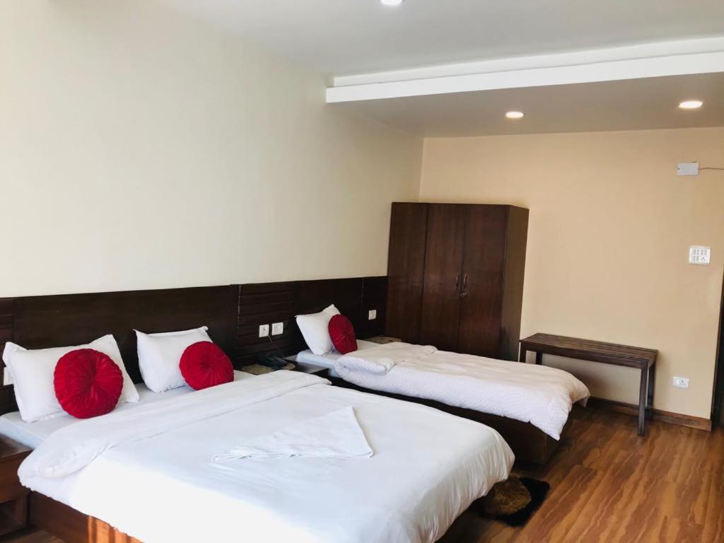 Hotel Dimond Grand Villa Катманду Экстерьер фото